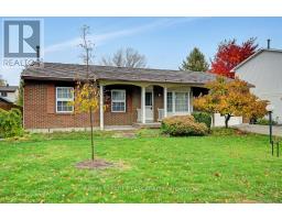 16 BARNSTABLE DRIVE, Ottawa, Ontario