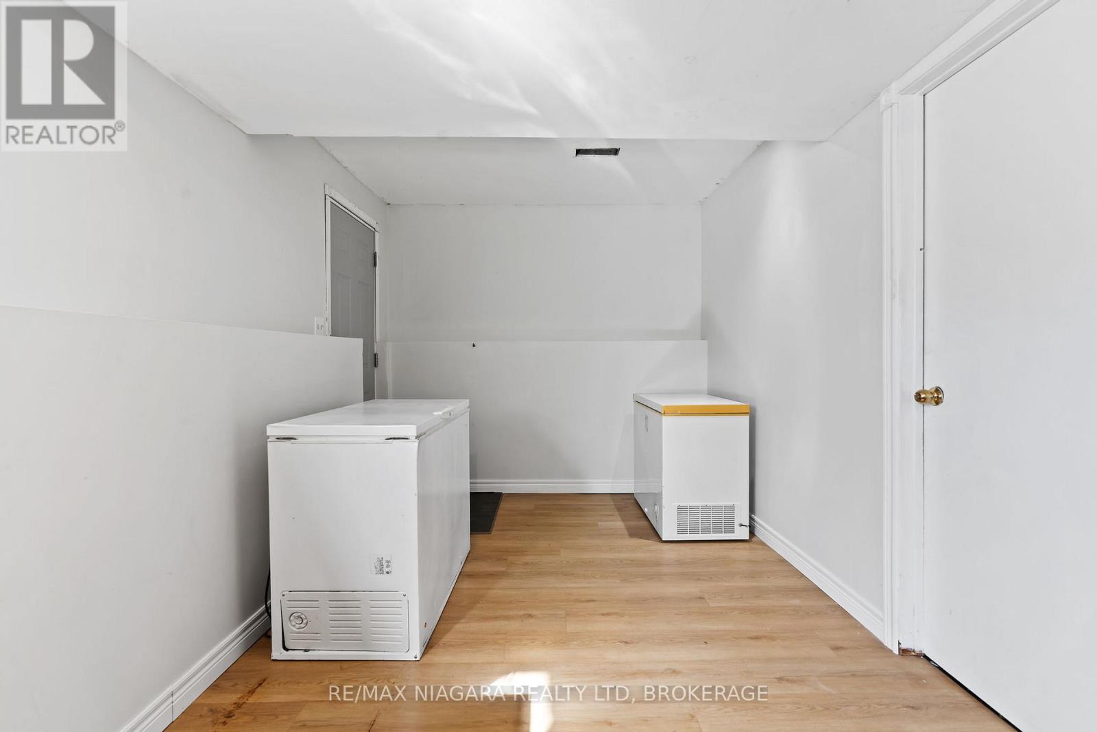 343 Helen Street, Fort Erie, Ontario  L0S 1B0 - Photo 26 - X12476568