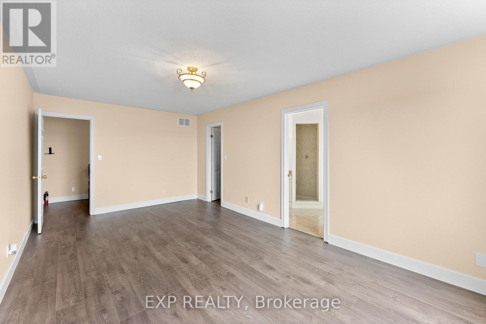 38 Natalie Court, Thorold (Confederation Heights), Ontario  L2V 5C6 - Photo 18 - X12476574