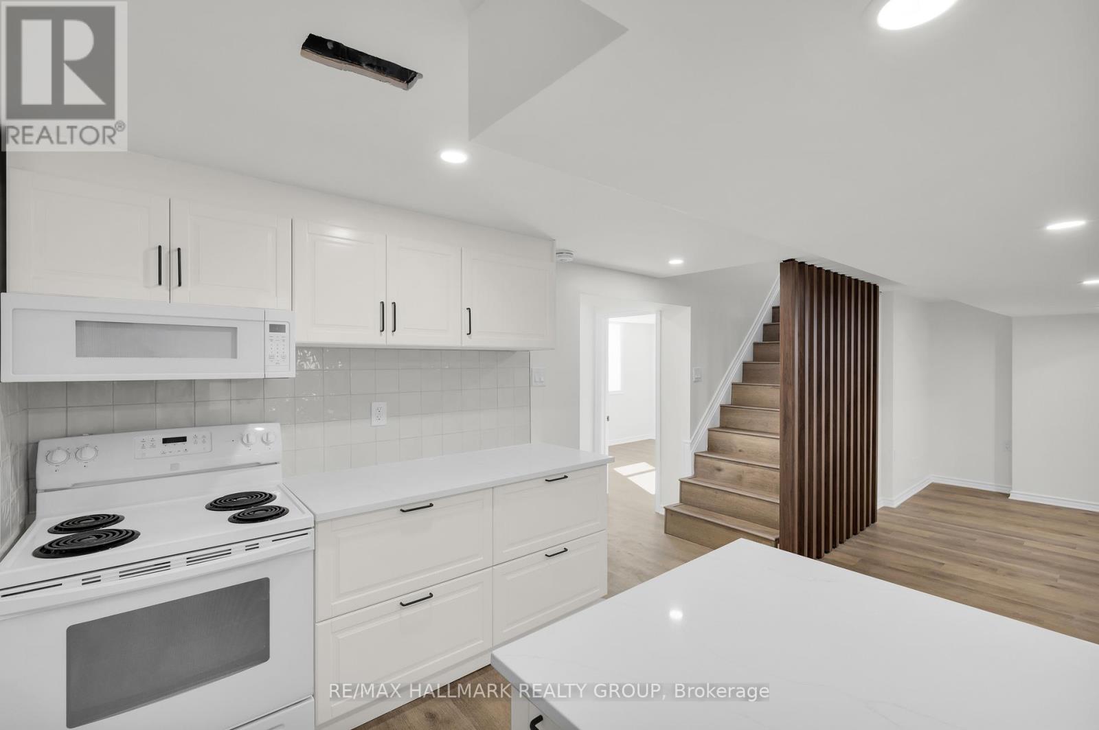 26 Spring Garden Avenue, Ottawa, Ontario  K2G 3B4 - Photo 33 - X12468405