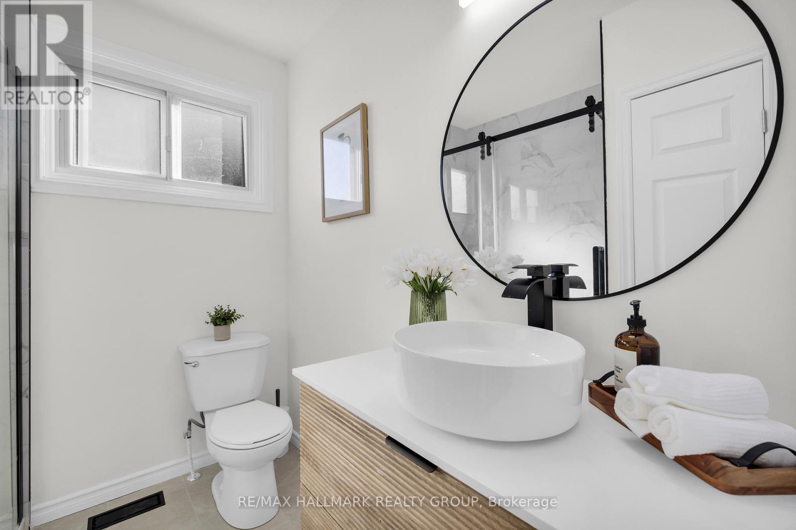 26 Spring Garden Avenue, Ottawa, Ontario  K2G 3B4 - Photo 25 - X12468405