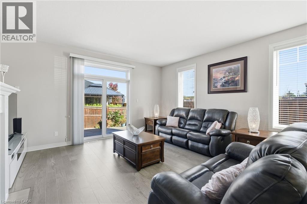 4 Ellis Avenue, St. Catharines, Ontario  L2P 0E6 - Photo 15 - 40779473