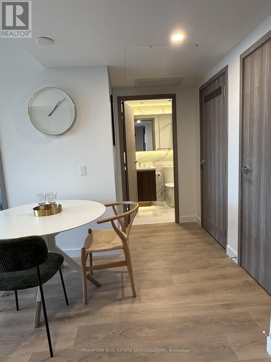 4715 - 3 Concord Cityplace Way, Toronto, Ontario  M5V 0X4 - Photo 16 - C12476451