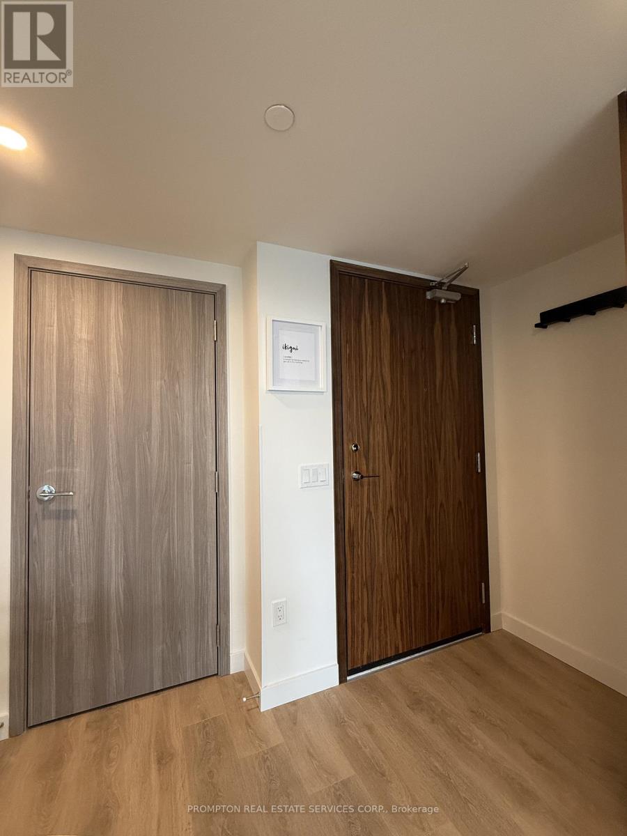 4715 - 3 Concord Cityplace Way, Toronto, Ontario  M5V 0X4 - Photo 17 - C12476451