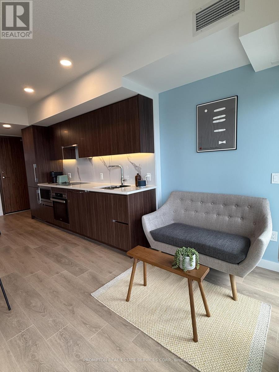 4715 - 3 Concord Cityplace Way, Toronto, Ontario  M5V 0X4 - Photo 9 - C12476451