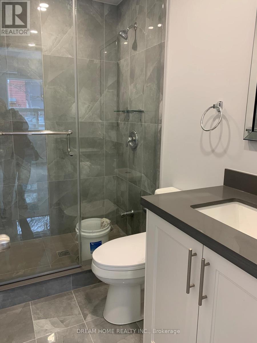 201 - 12 Mansfield Avenue, Toronto, Ontario  M6J 2B1 - Photo 3 - C12476472