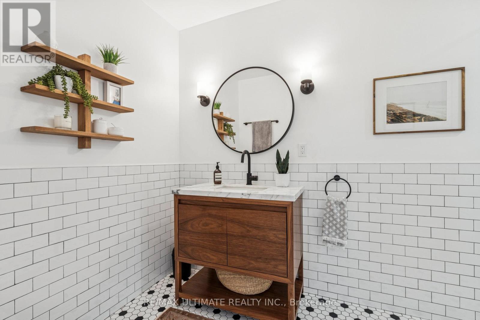 259 Seaton Street, Toronto, Ontario  M5A 2T5 - Photo 19 - C12476492
