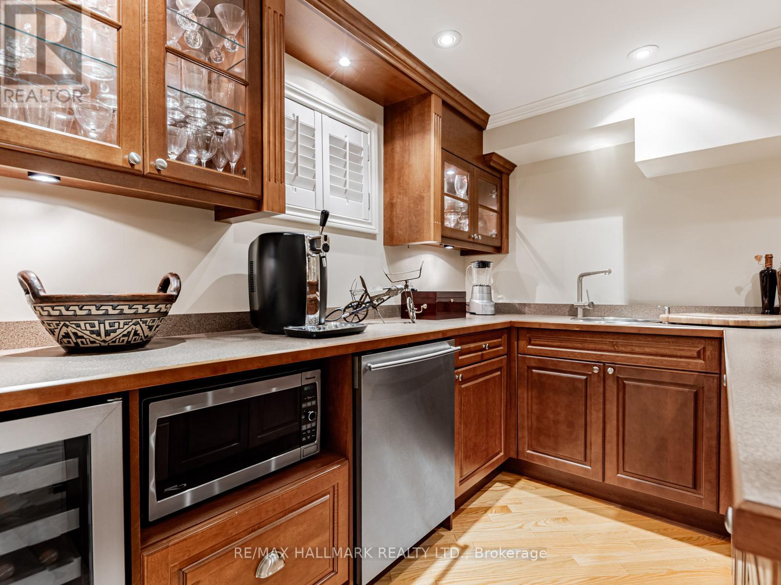 88 Ames Circle, Toronto, Ontario  M3B 3C1 - Photo 24 - C12476509