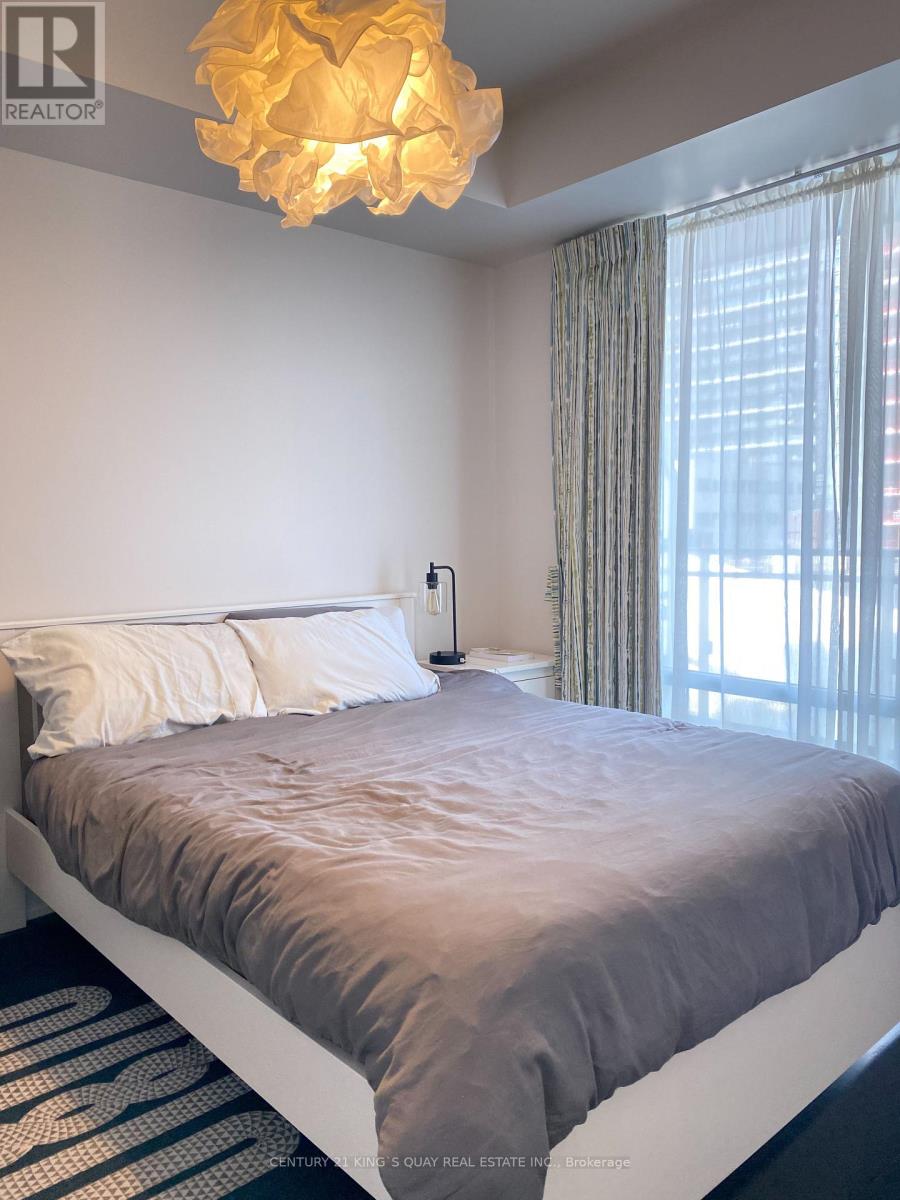 804 - 21 Widmer Street, Toronto, Ontario  M5V 0B8 - Photo 10 - C12476540