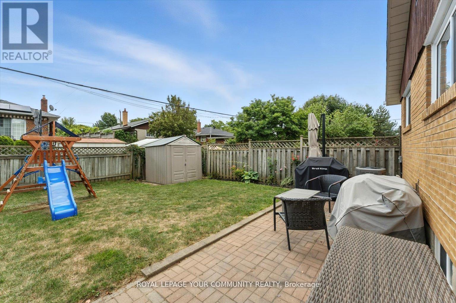 33 Murellen Crescent, Toronto, Ontario  M4A 2K6 - Photo 37 - C12476554