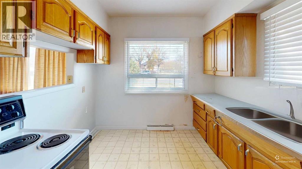 34n 100e Street, Raymond, Alberta  T0K 2S0 - Photo 3 - A2266025