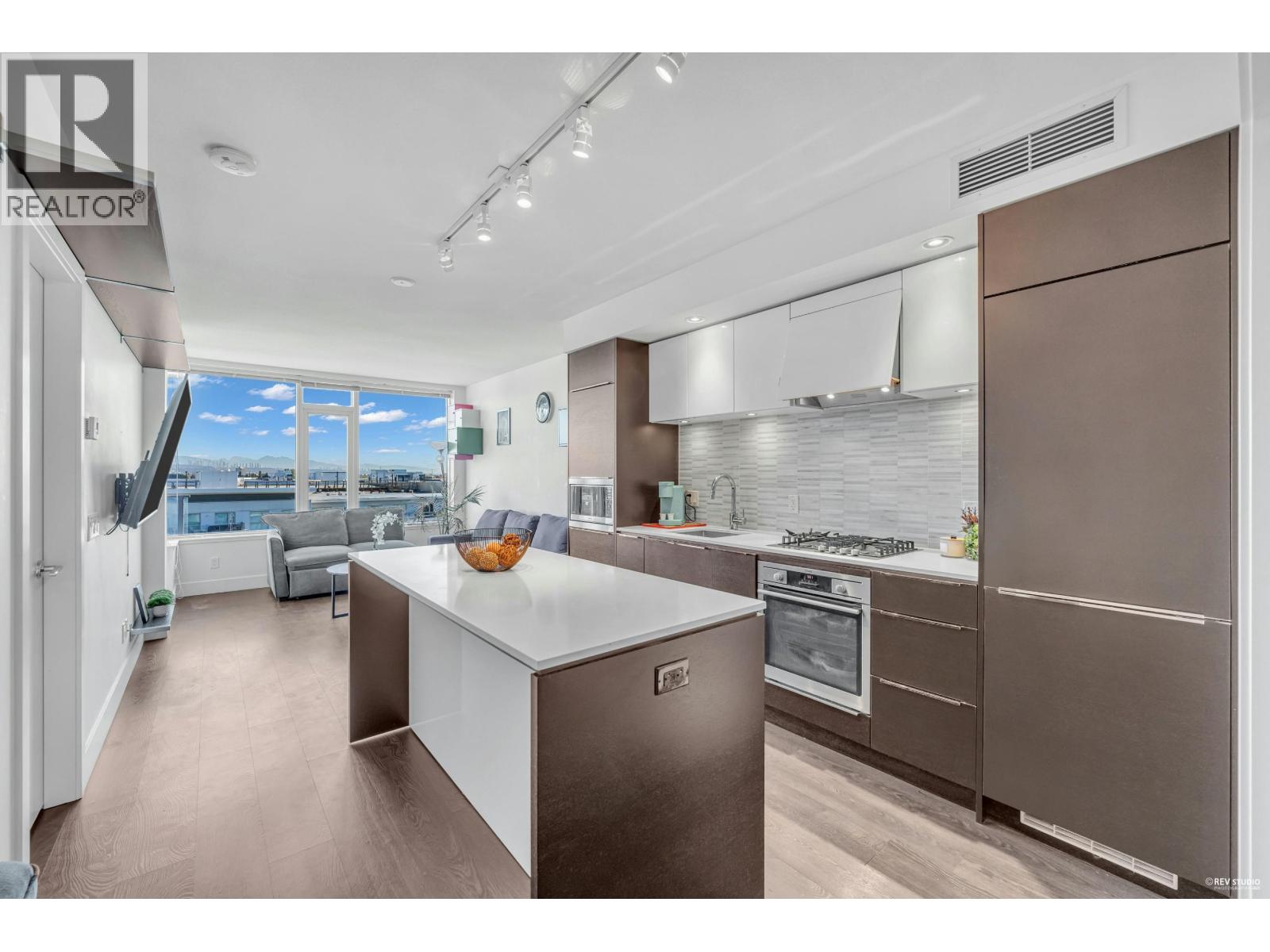 1007 5233 GILBERT ROAD, Richmond, British Columbia