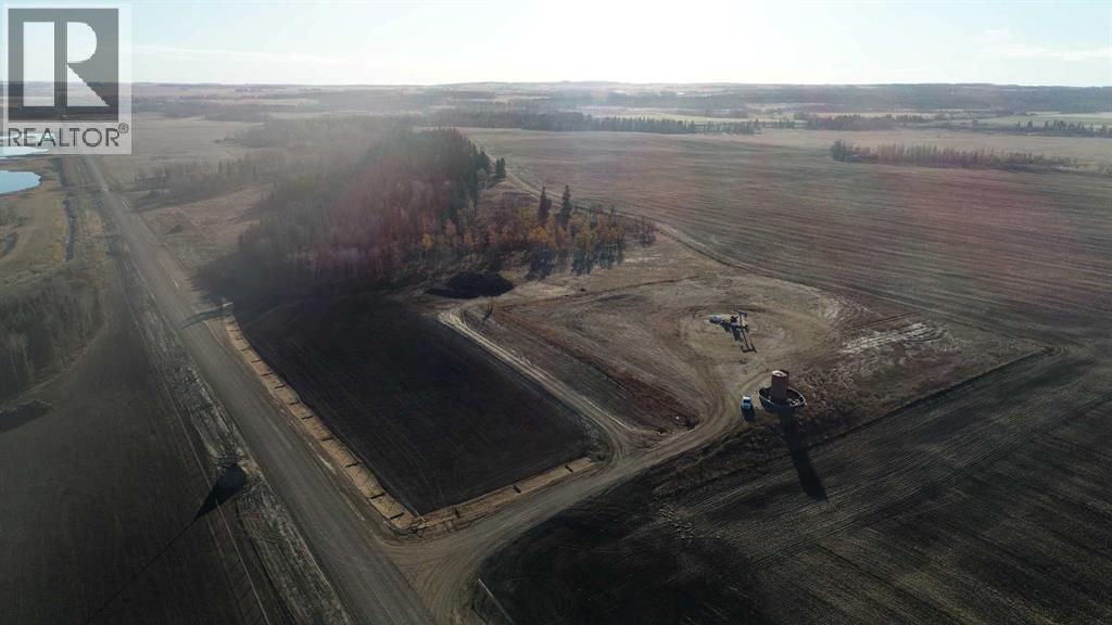 424 Township Road, Rural Ponoka County, Alberta  T4J 1R3 - Photo 3 - A2264447