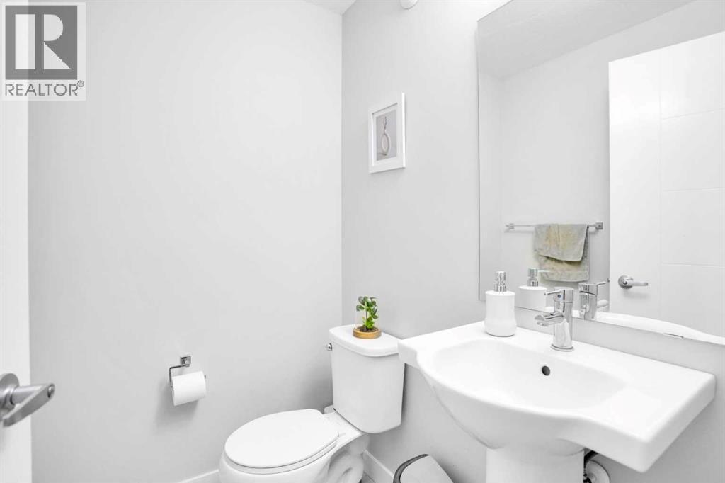 318 Redstone Crescent Ne, Calgary, Alberta  T3N 1M4 - Photo 13 - A2261472