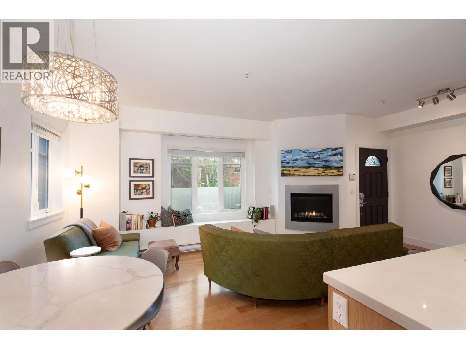 468 E 5th Avenue, Vancouver, British Columbia  V5T 1H9 - Photo 2 - R3059995
