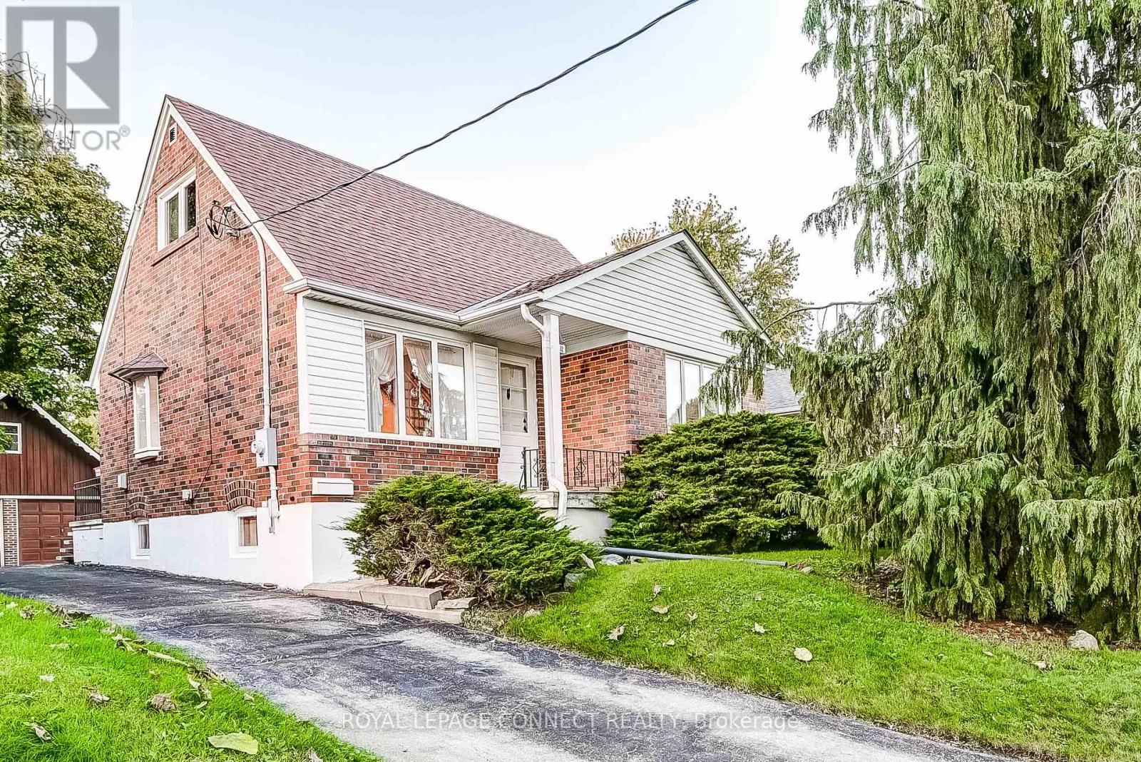 11 WARINGSTOWN DRIVE, Toronto, Ontario