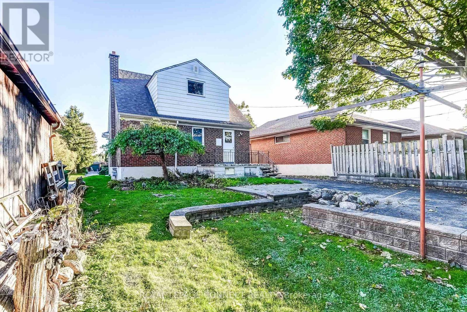11 Waringstown Drive, Toronto, Ontario  M1R 4H2 - Photo 19 - E12476445