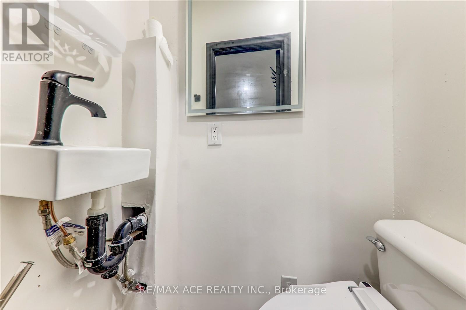 81 Grassmere Avenue, Oshawa, Ontario  L1H 3X5 - Photo 15 - E12476536