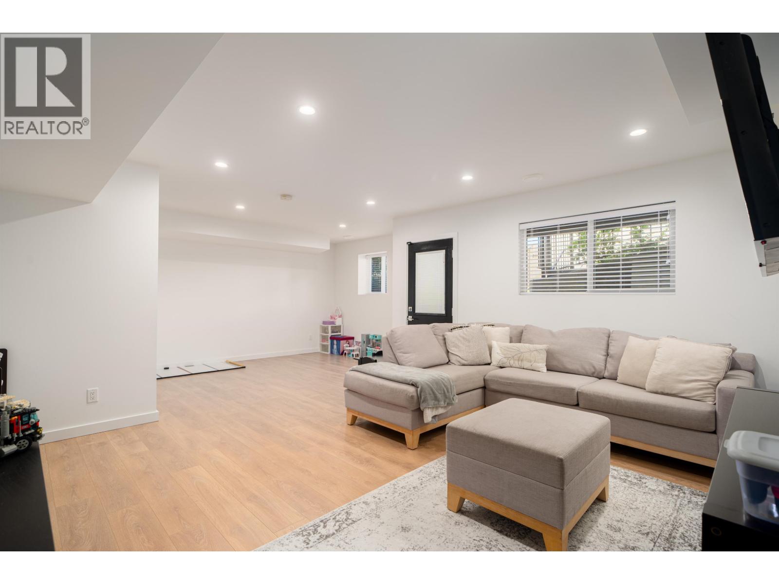 1246 Mounce Drive, Coquitlam, British Columbia  V3B 2W7 - Photo 25 - R3060990