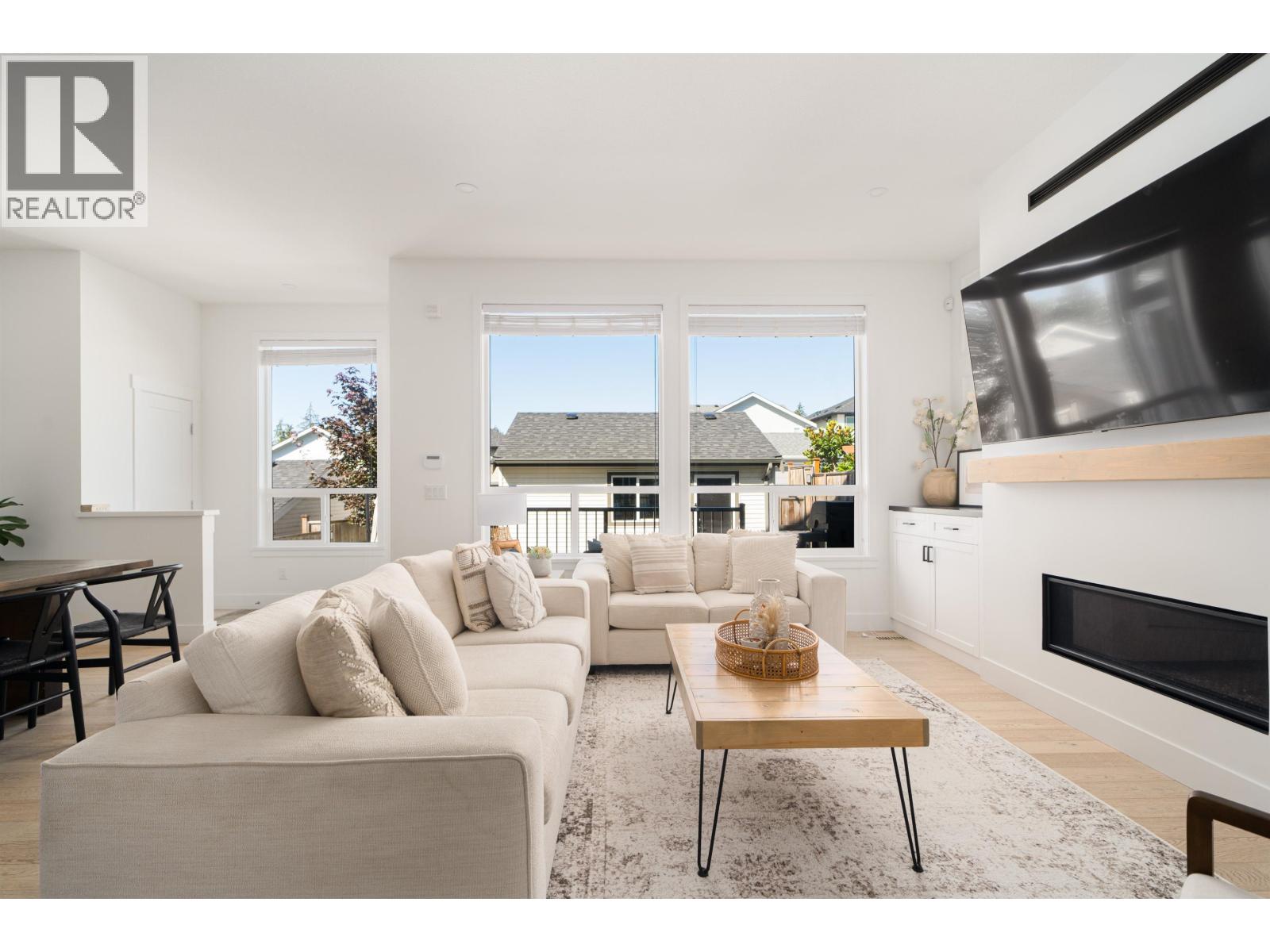 1246 Mounce Drive, Coquitlam, British Columbia  V3B 2W7 - Photo 4 - R3060990