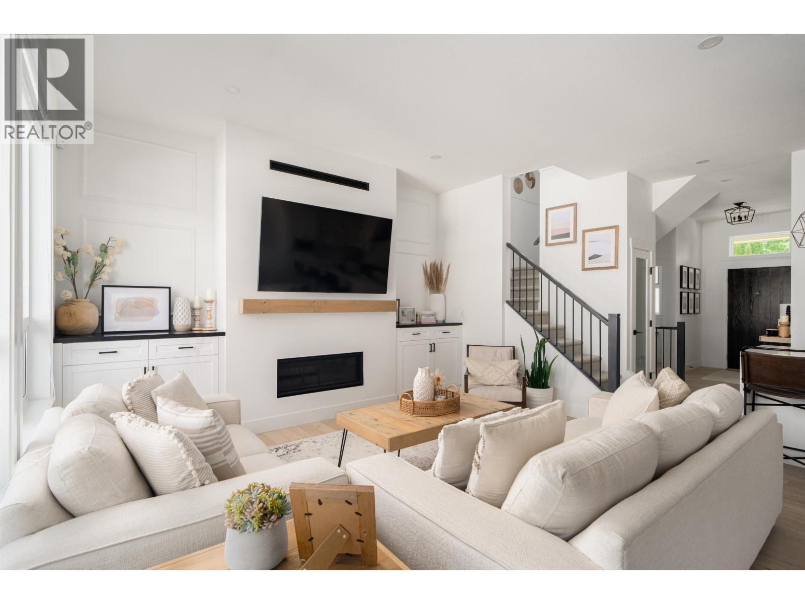 1246 Mounce Drive, Coquitlam, British Columbia  V3B 2W7 - Photo 6 - R3060990