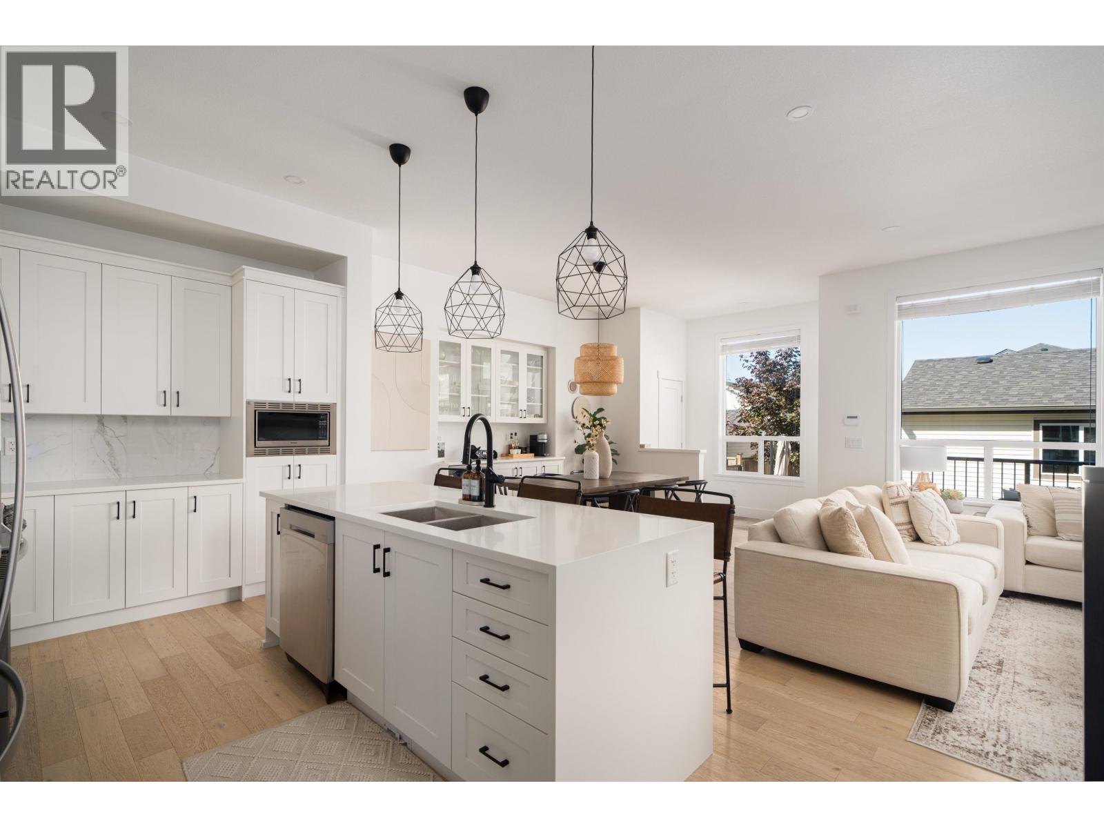 1246 Mounce Drive, Coquitlam, British Columbia  V3B 2W7 - Photo 8 - R3060990