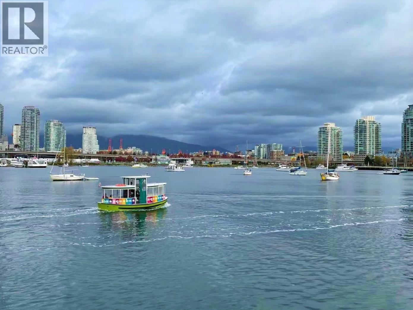 1106 1768 Cook Street, Vancouver, British Columbia  V5W 2N6 - Photo 11 - R3061013