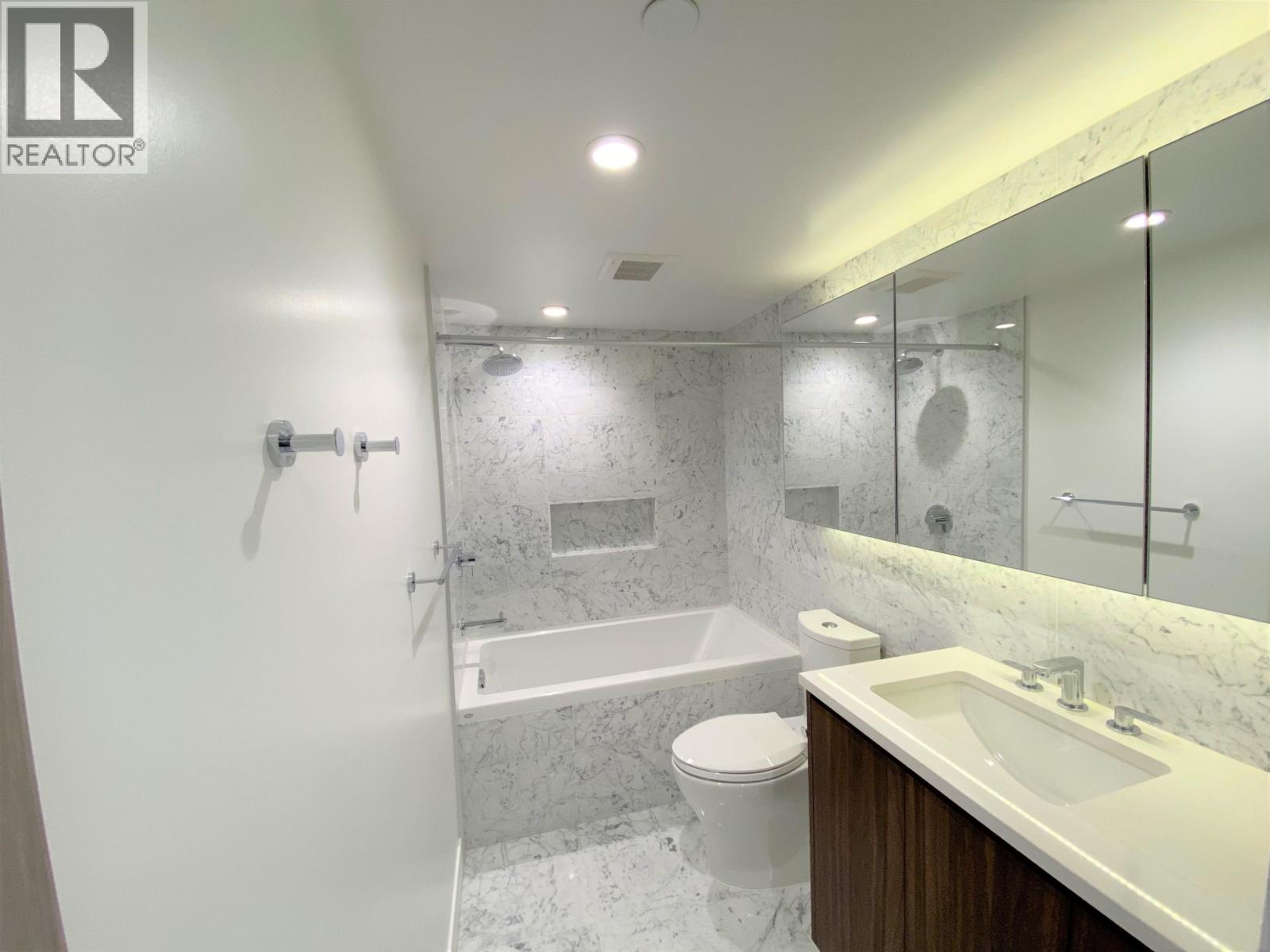 1106 1768 Cook Street, Vancouver, British Columbia  V5W 2N6 - Photo 8 - R3061013