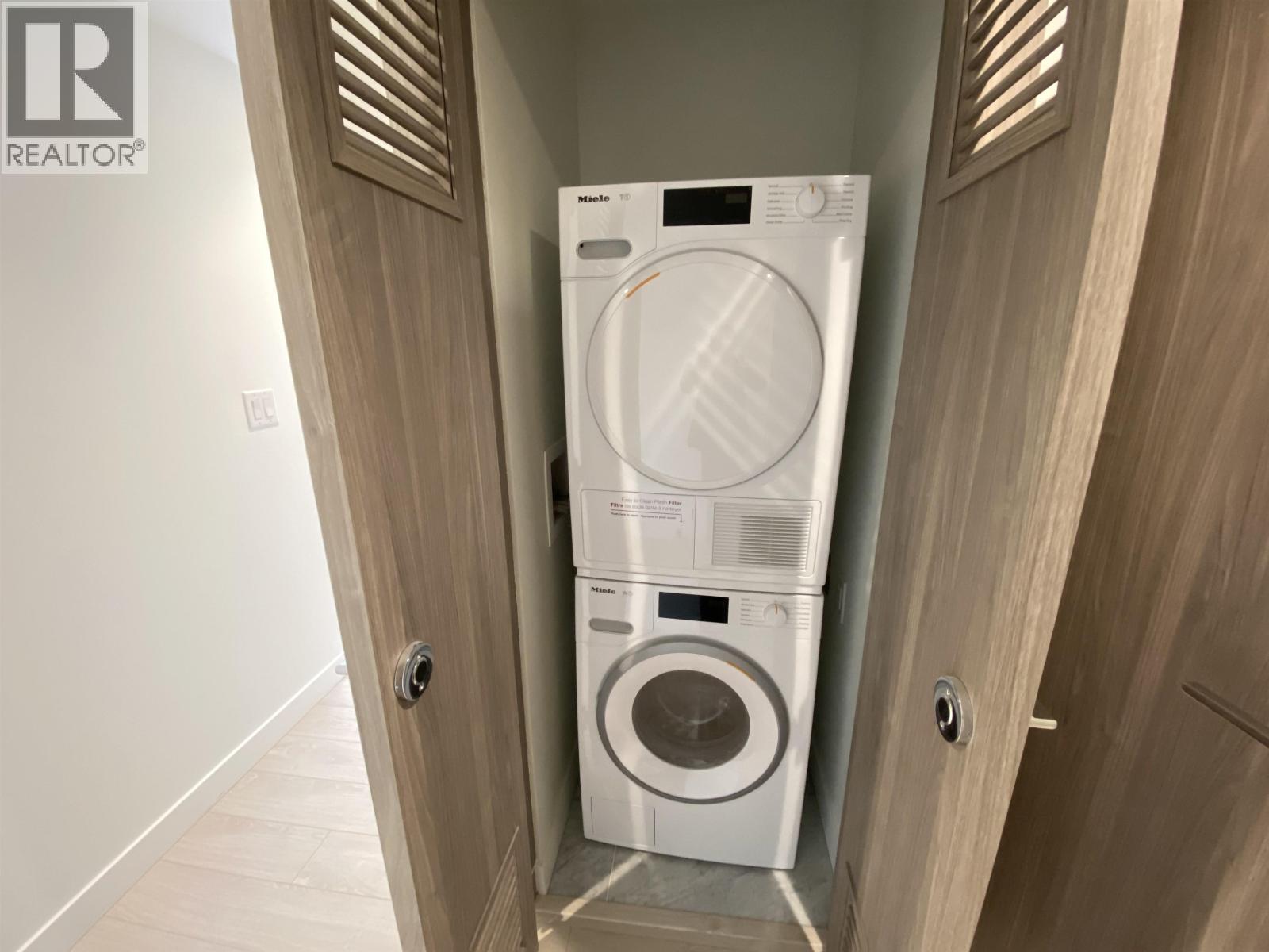 1106 1768 Cook Street, Vancouver, British Columbia  V5W 2N6 - Photo 9 - R3061013