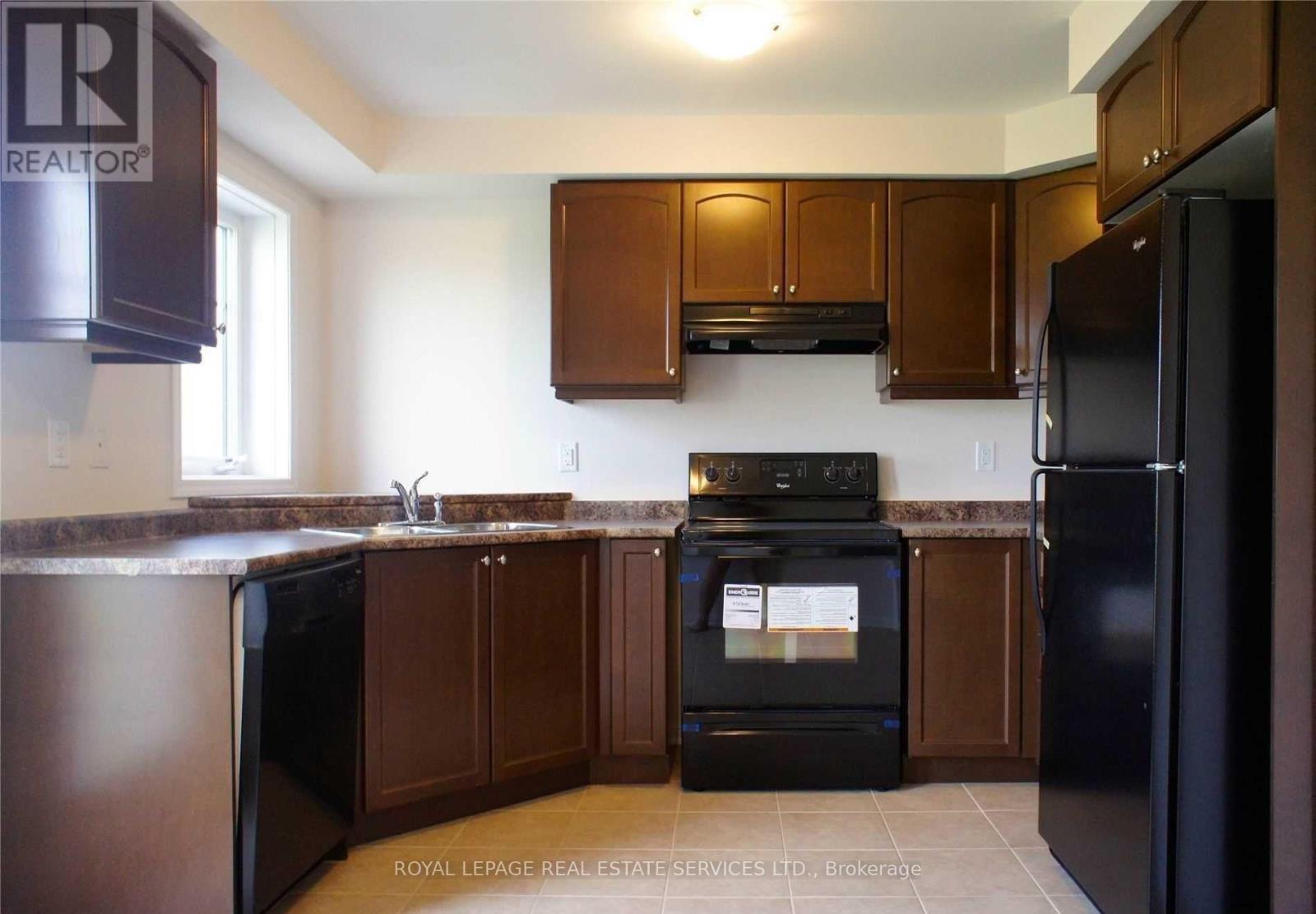 52 - 6020 Derry Road, Milton, Ontario  L9T 8L6 - Photo 3 - W12438675