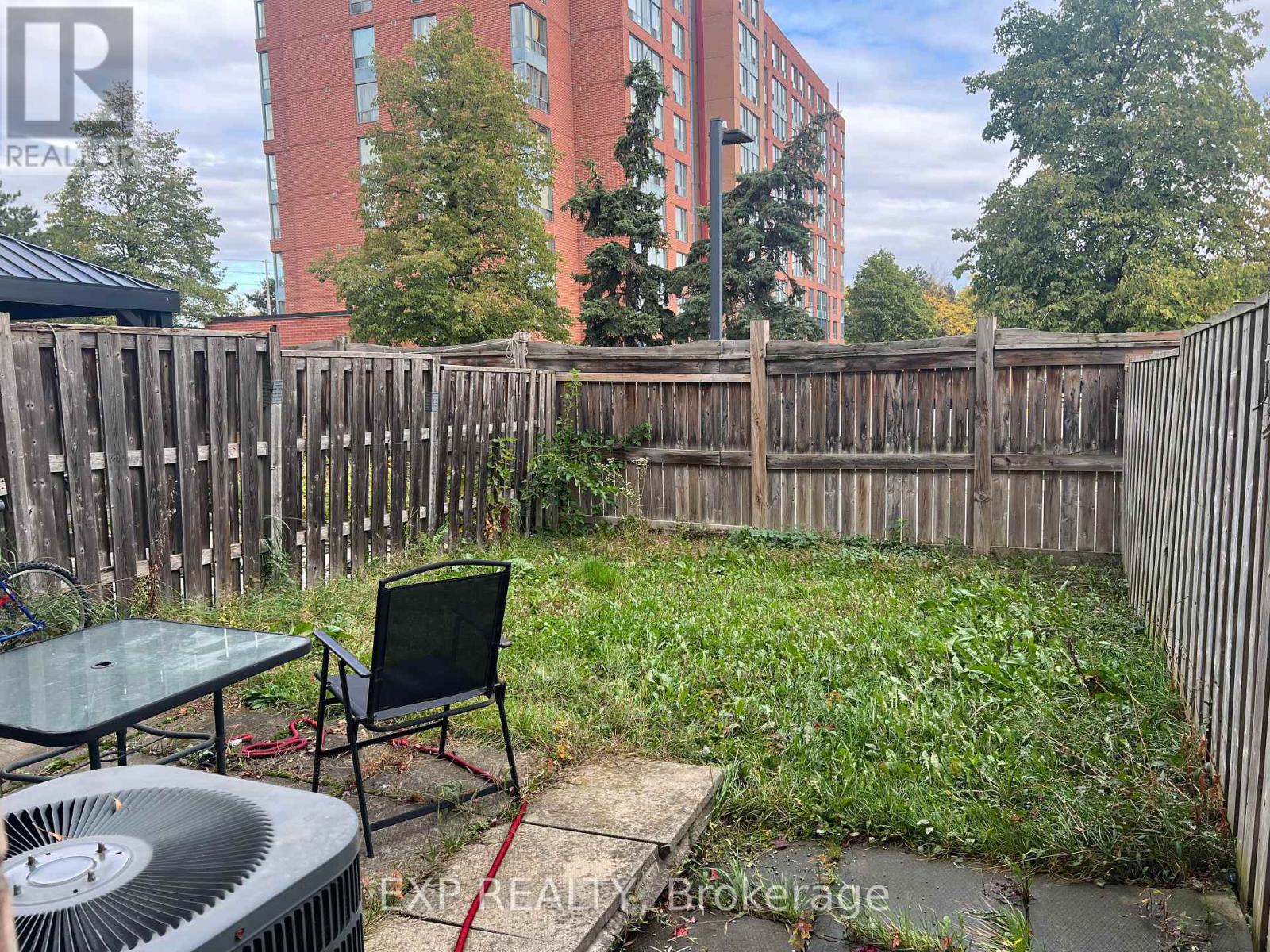 13 - 7035 Rexwood Road, Mississauga, Ontario  L4T 4M6 - Photo 2 - W12318710