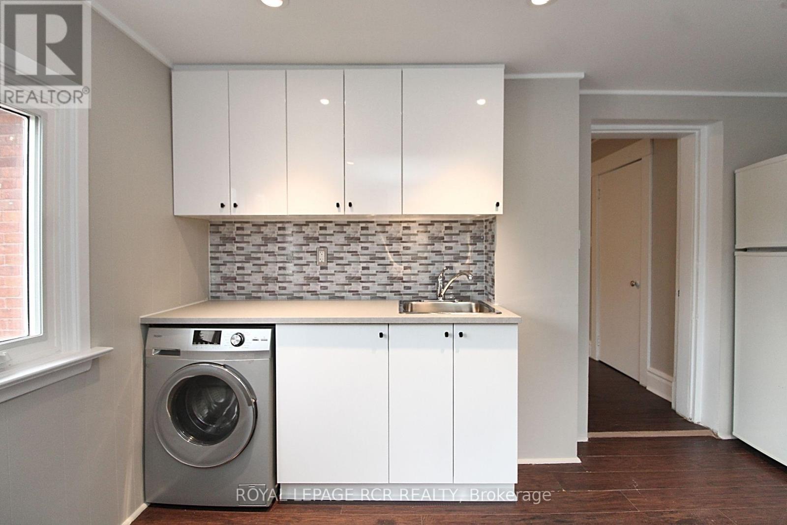 Upper Level - 69 King Street W, Caledon, Ontario  L7E 1A2 - Photo 13 - W12378035