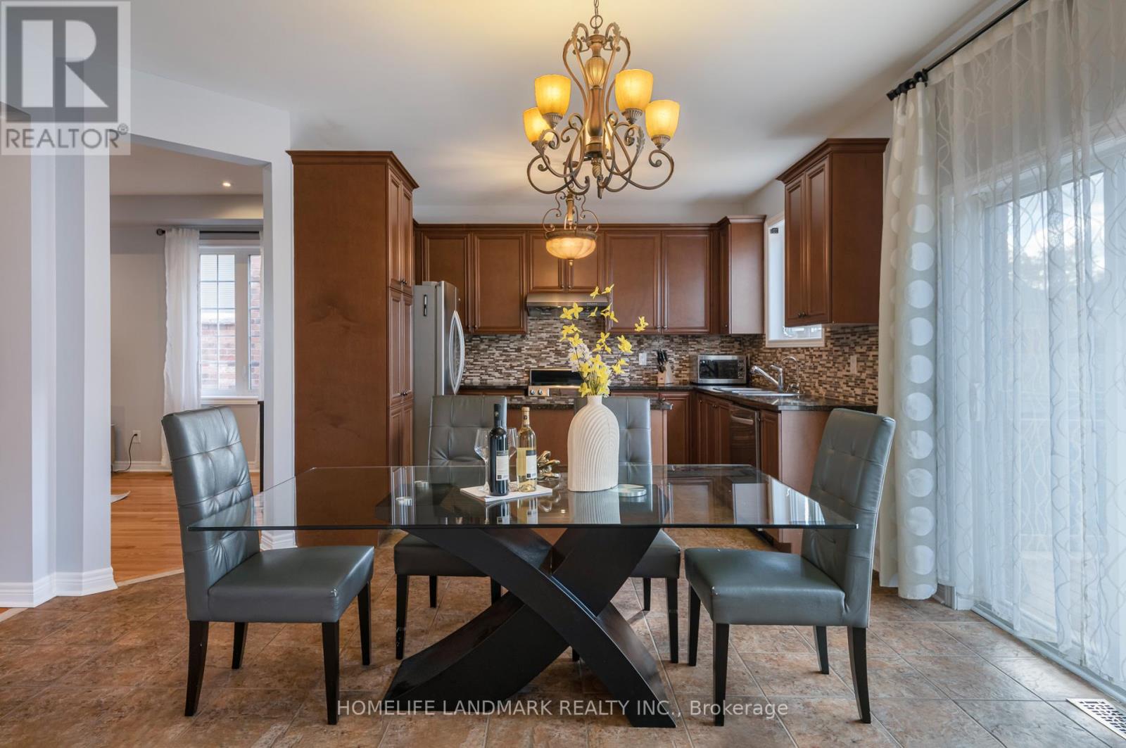 187 Colesbrook Road, Richmond Hill, Ontario  L4S 0C5 - Photo 13 - N12476476