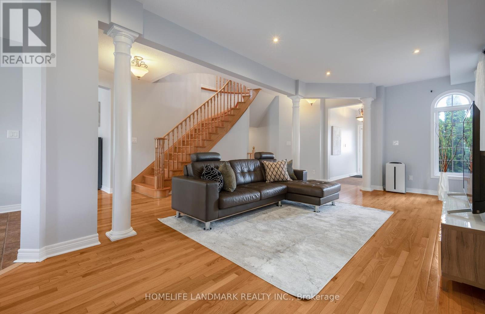 187 Colesbrook Road, Richmond Hill, Ontario  L4S 0C5 - Photo 6 - N12476476