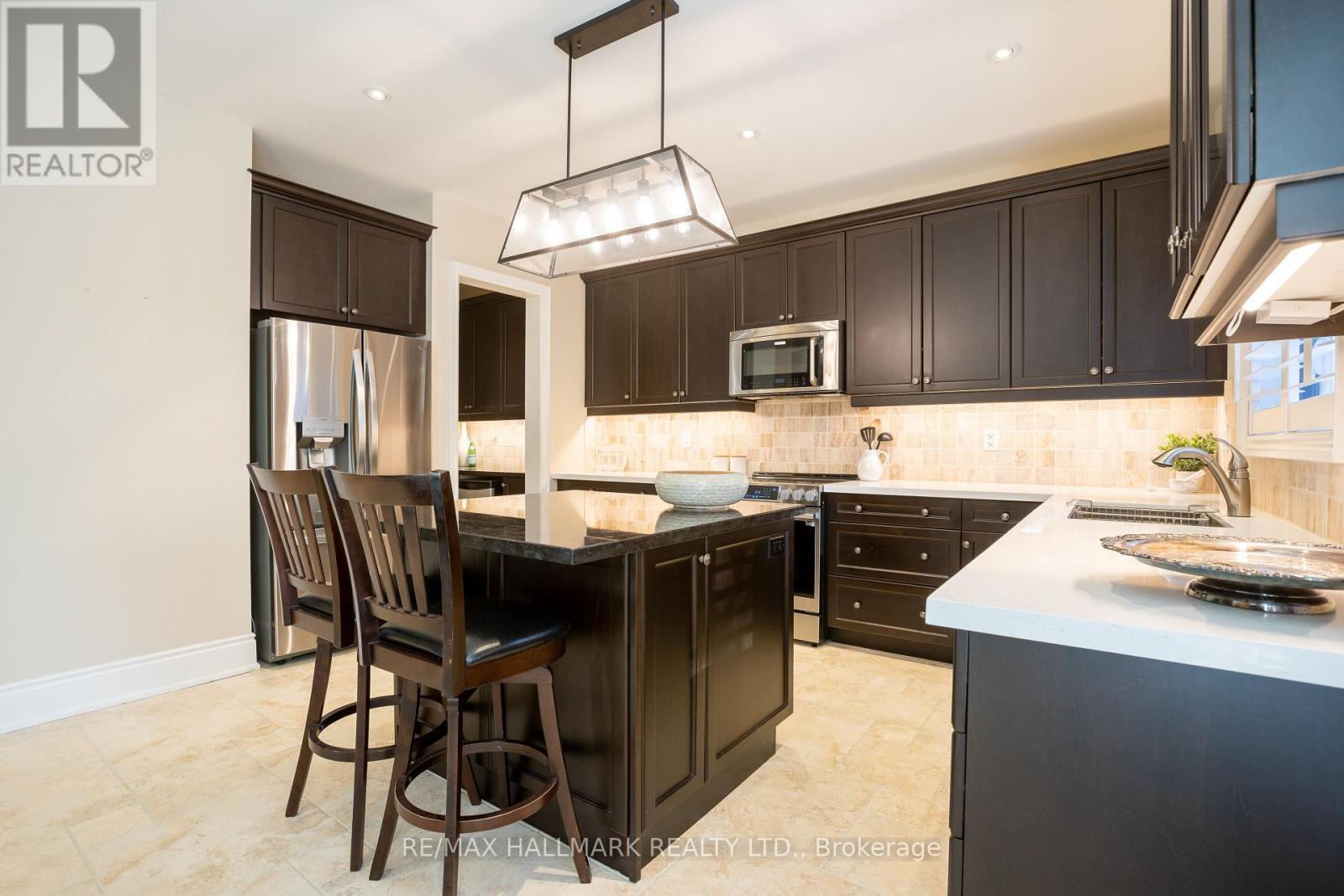 134 Kane Crescent, Aurora, Ontario  L4G 0C7 - Photo 11 - N12476483
