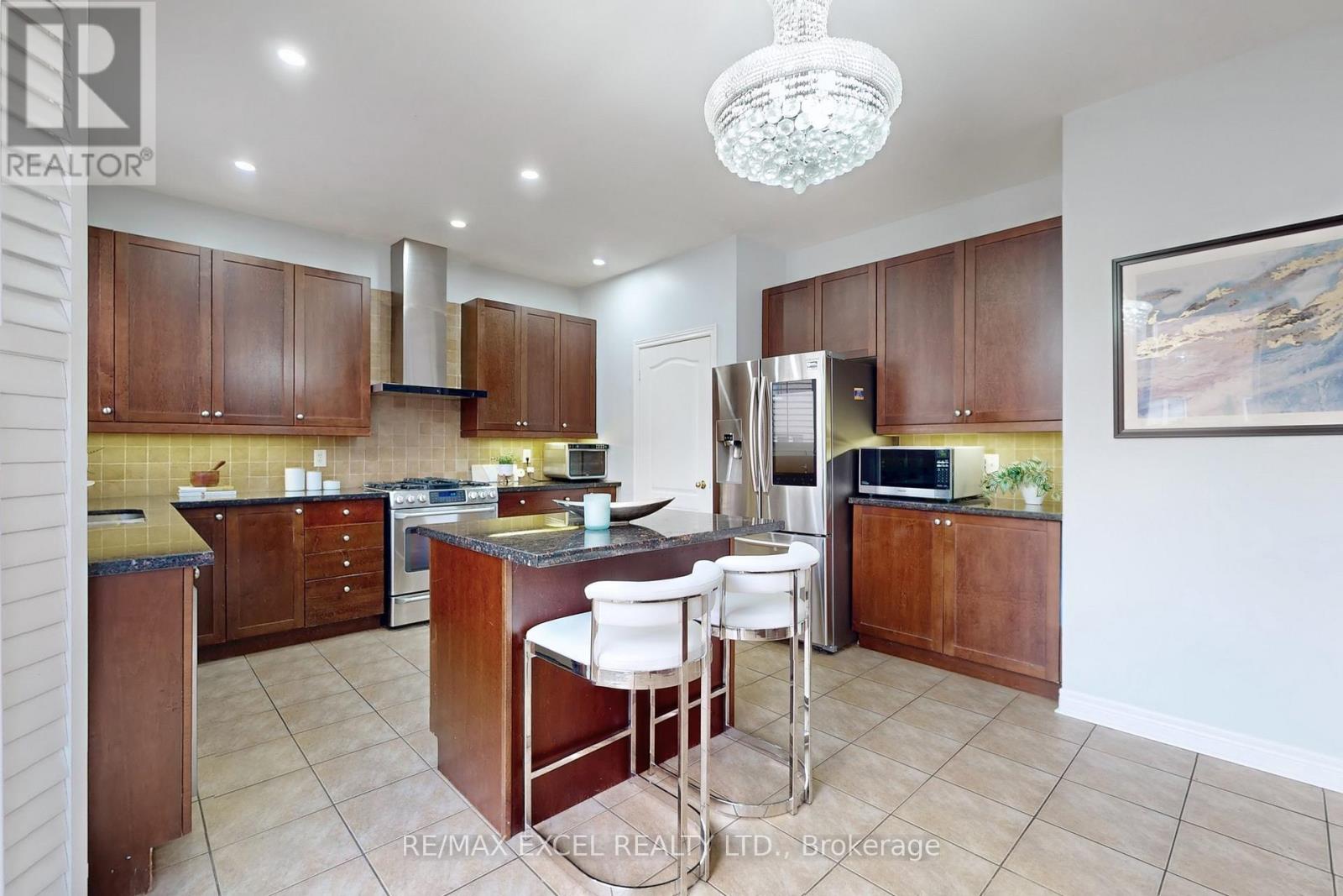 25 Lundy Drive, Markham, Ontario  L6B 0G1 - Photo 12 - N12476543