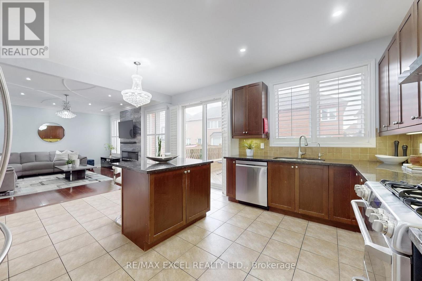 25 Lundy Drive, Markham, Ontario  L6B 0G1 - Photo 15 - N12476543