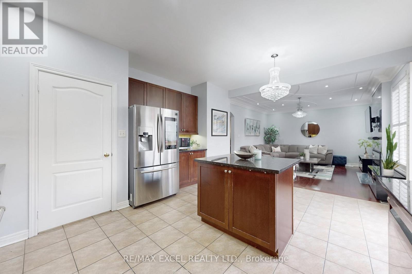 25 Lundy Drive, Markham, Ontario  L6B 0G1 - Photo 16 - N12476543
