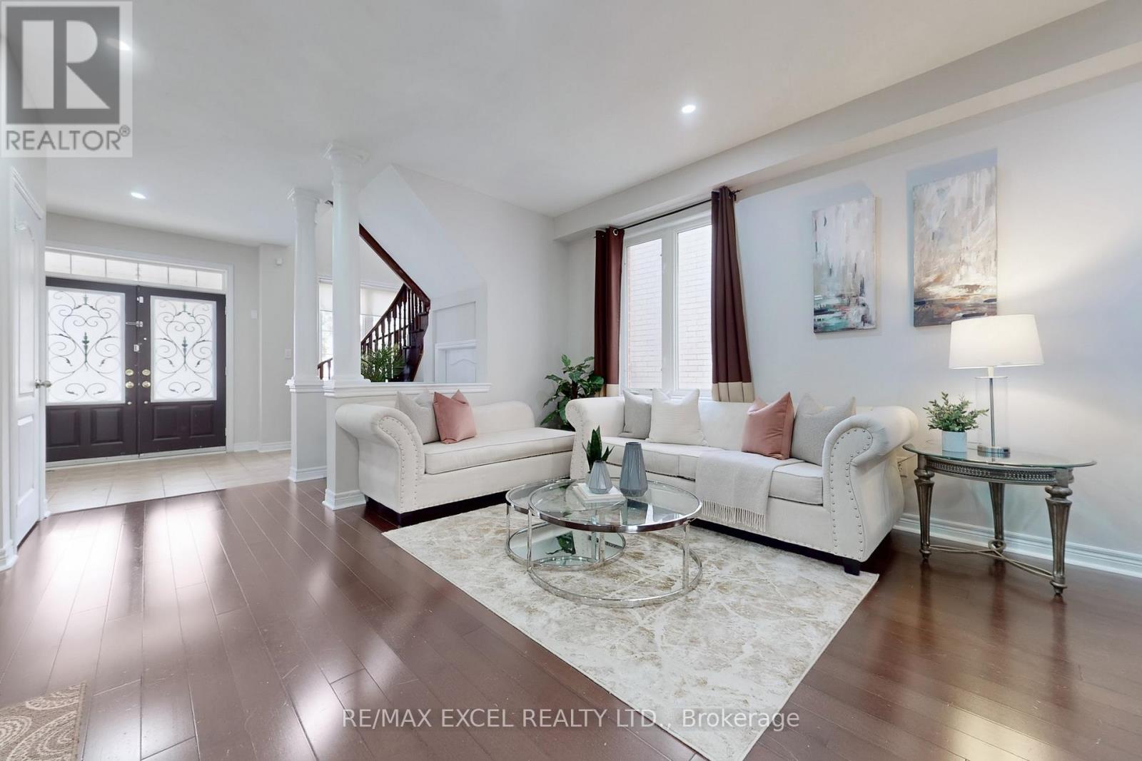 25 Lundy Drive, Markham, Ontario  L6B 0G1 - Photo 3 - N12476543