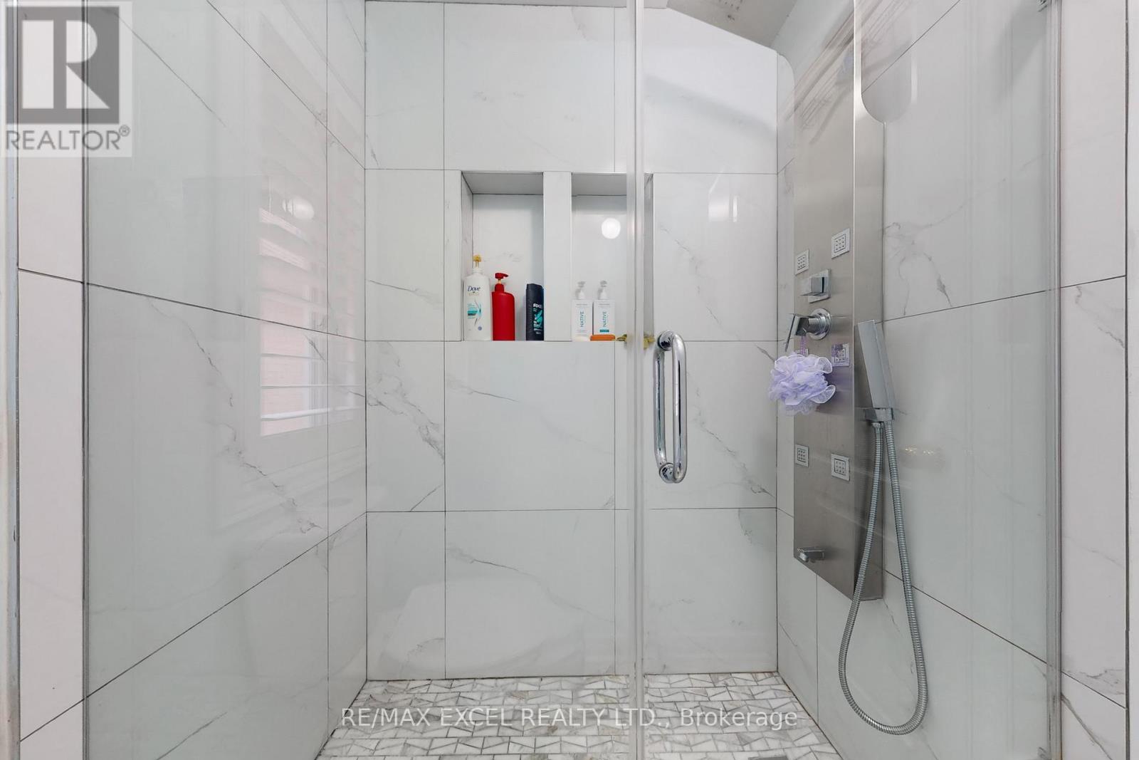 25 Lundy Drive, Markham, Ontario  L6B 0G1 - Photo 30 - N12476543