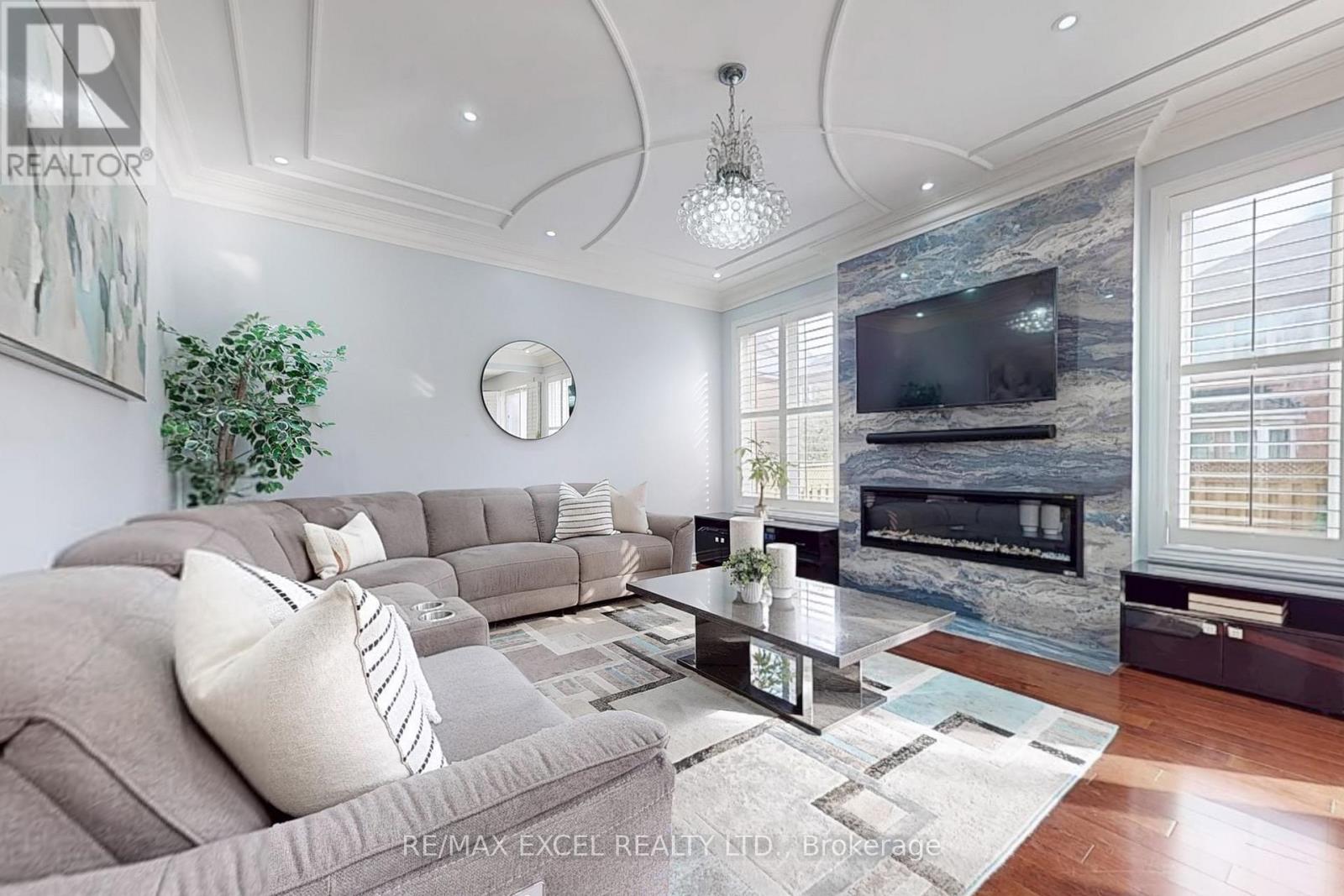 25 Lundy Drive, Markham, Ontario  L6B 0G1 - Photo 7 - N12476543