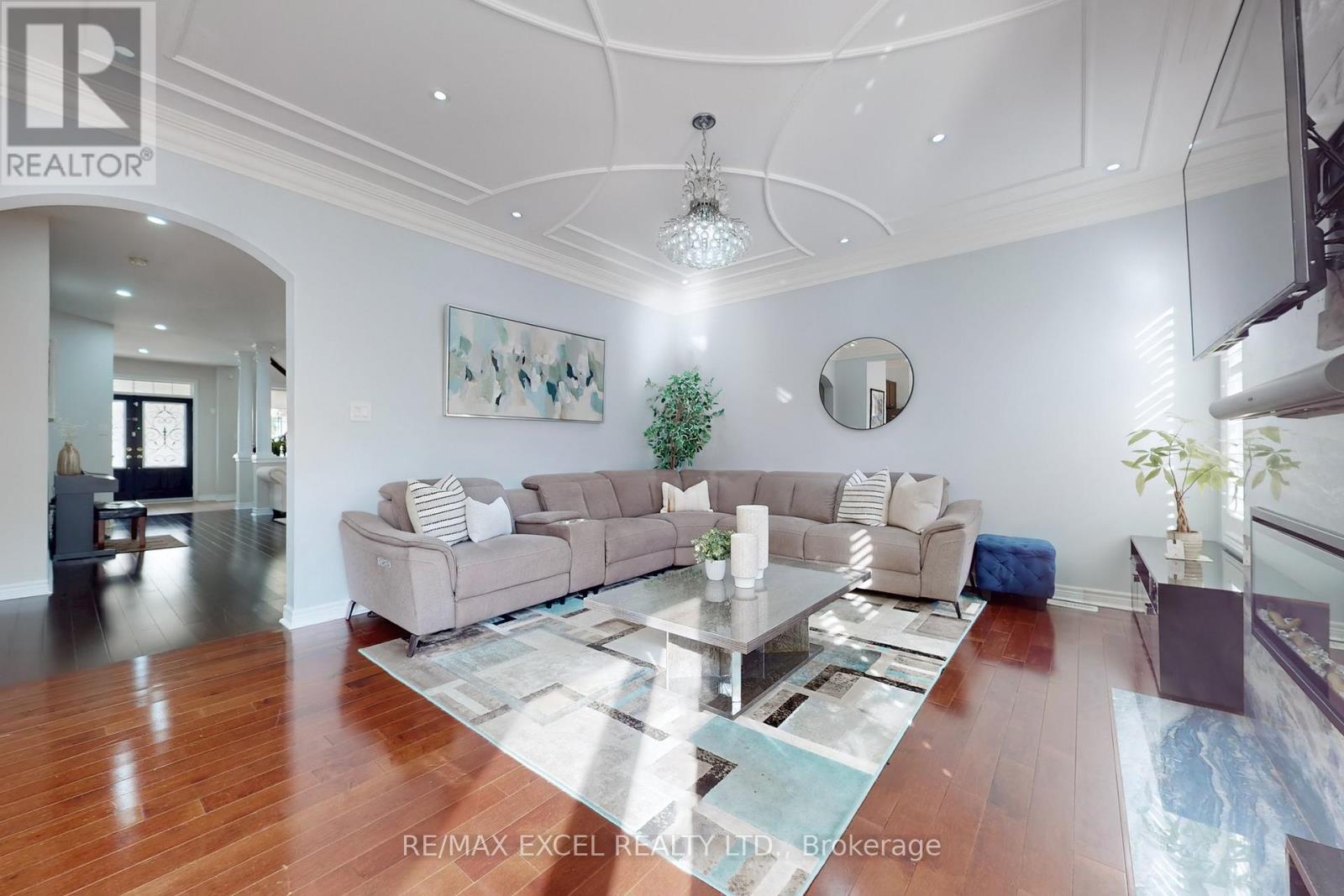25 Lundy Drive, Markham, Ontario  L6B 0G1 - Photo 8 - N12476543
