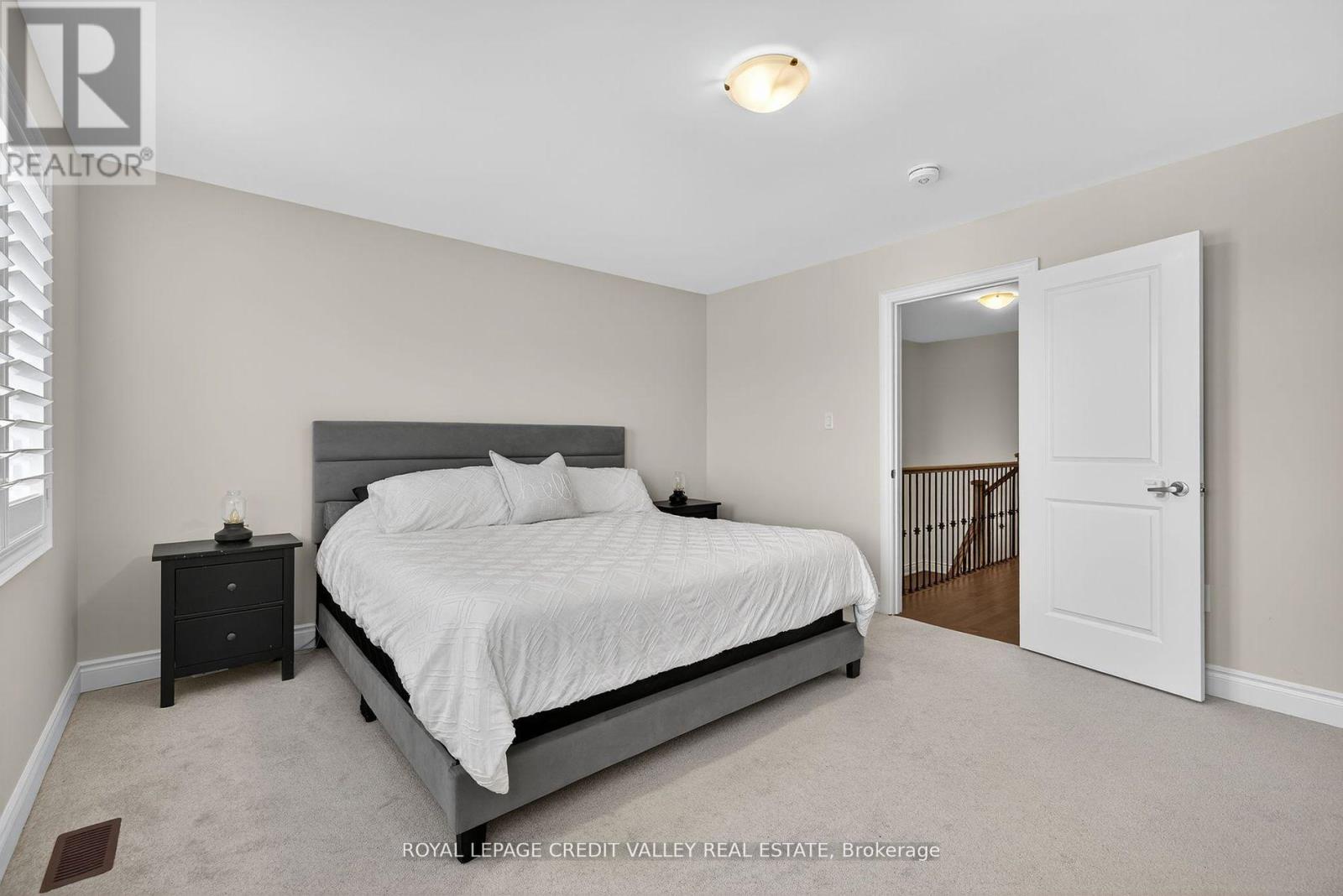 29 Janes Crescent, New Tecumseth, Ontario L9R 0T2 - Photo 21 - N12476550