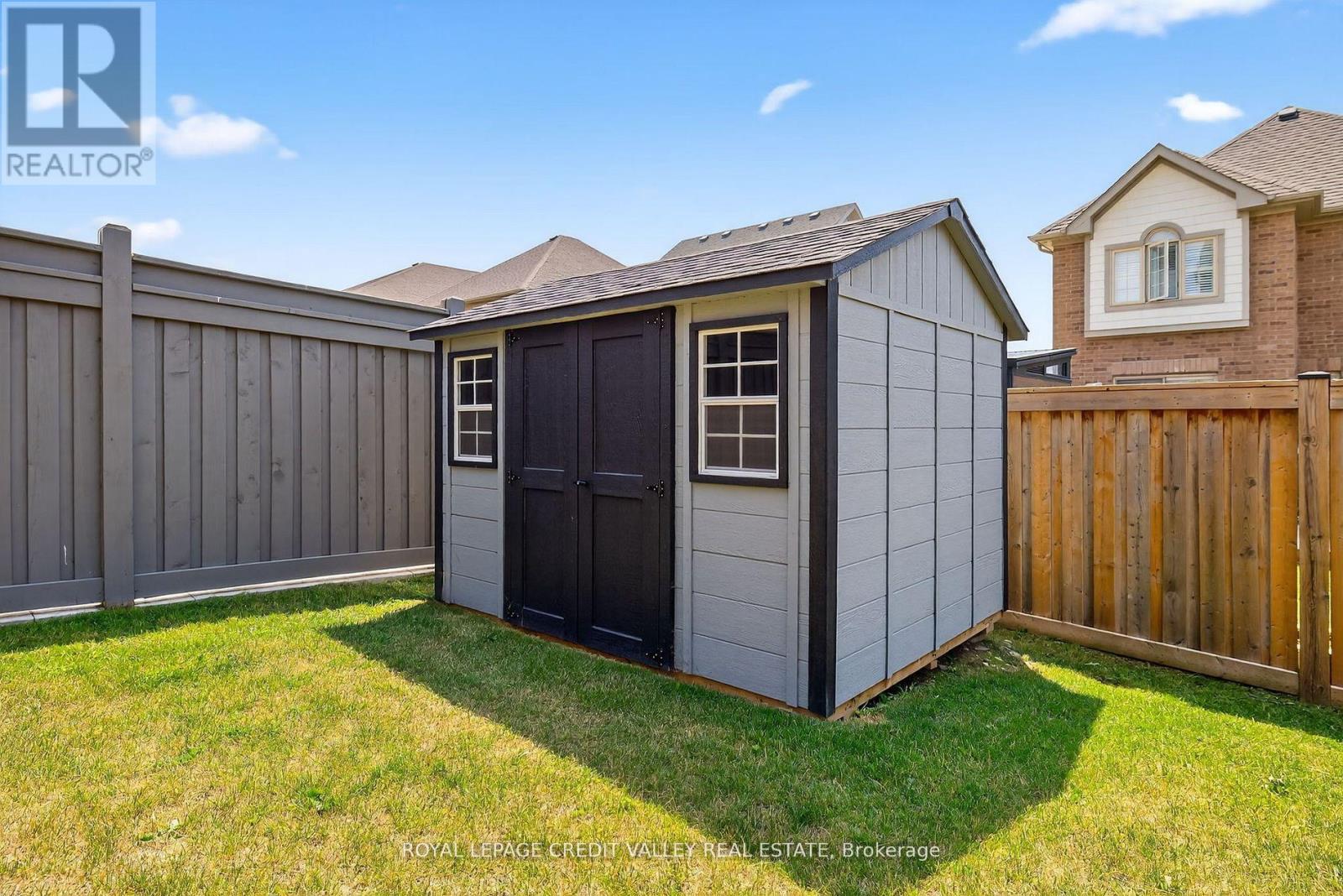 29 Janes Crescent, New Tecumseth, Ontario L9R 0T2 - Photo 35 - N12476550