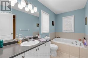 197 Isabella Drive, Orillia, Ontario  L3V 8K7 - Photo 16 - S12463730
