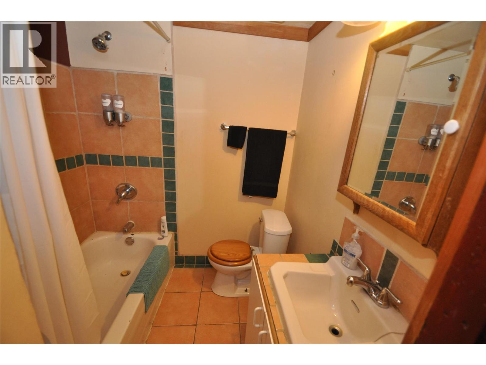 105 Washington Street N, Kaslo, British Columbia  V0G 1M0 - Photo 37 - 10365000