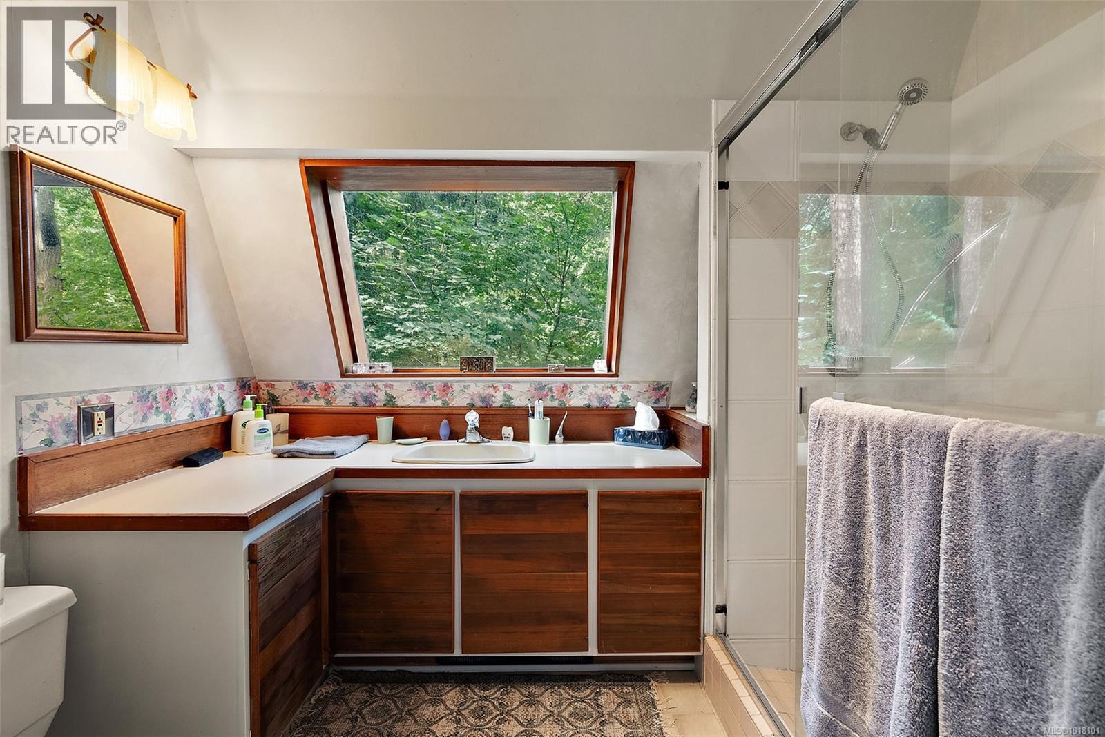 1465 Lands End Rd, North Saanich, British Columbia  V8L 5K1 - Photo 29 - 1018101