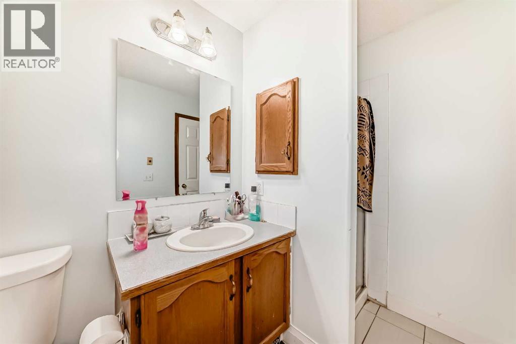 11 San Diego Green Ne, Calgary, Alberta  T1Y 7C4 - Photo 18 - A2264960