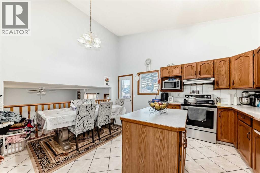 11 San Diego Green Ne, Calgary, Alberta  T1Y 7C4 - Photo 6 - A2264960