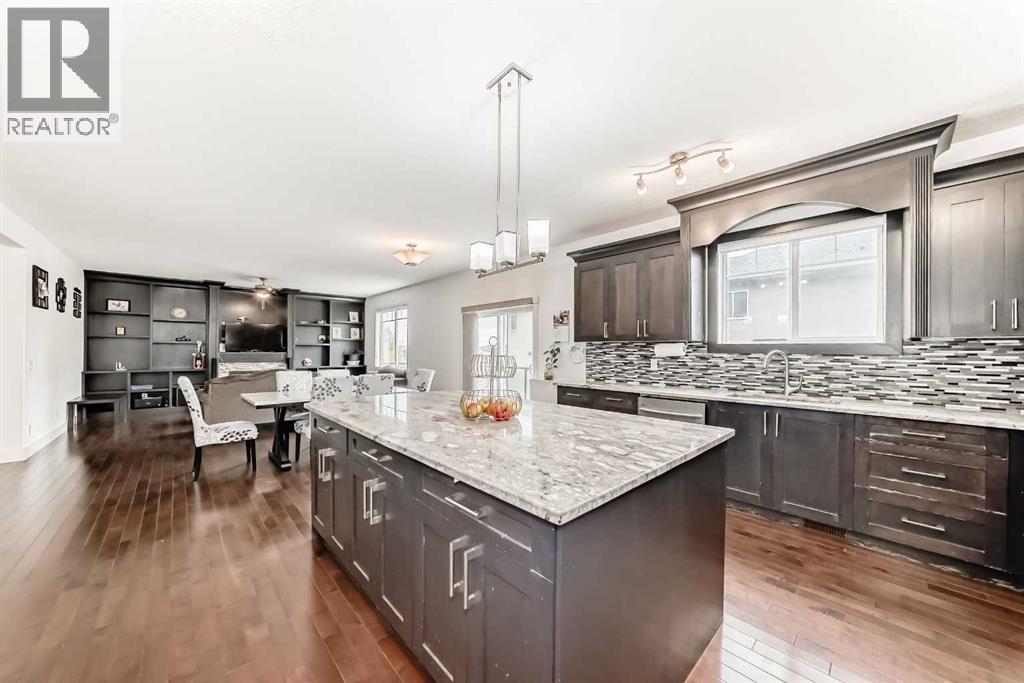 388 Kinniburgh Boulevard, Chestermere, Alberta  T1X 0N3 - Photo 5 - A2265735